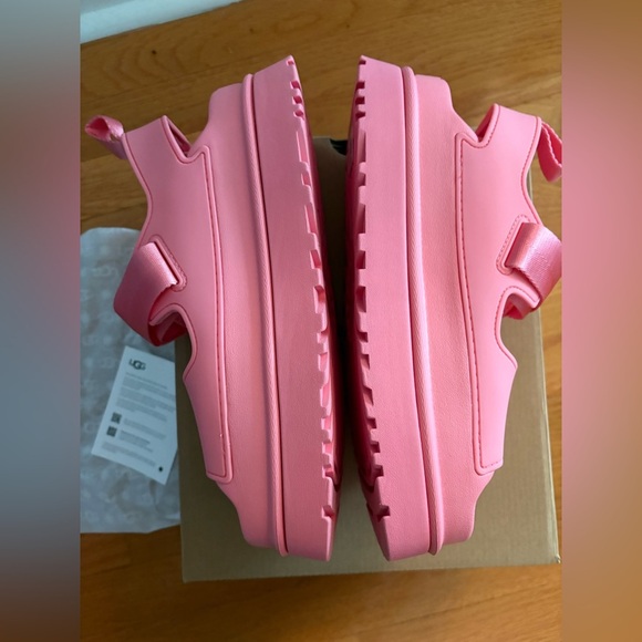 UGG GoldenGlow Tropical Pink Sandals Size 9 - Picture 8 of 12